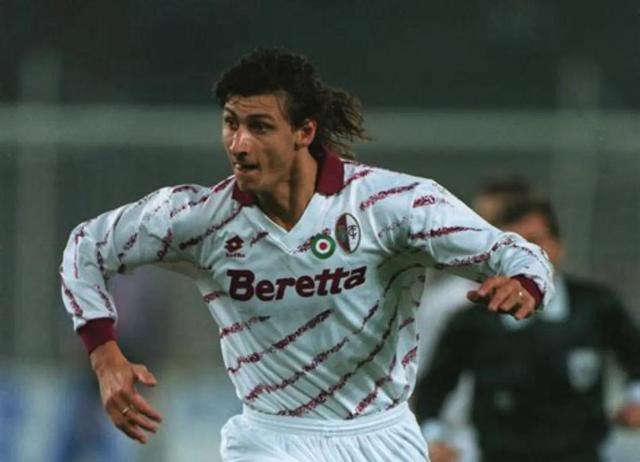 都灵客场击败巴里,取得关键三分保持稳定的简单介绍 都灵客场击败巴里,取得关键三分保持稳定的简单介绍